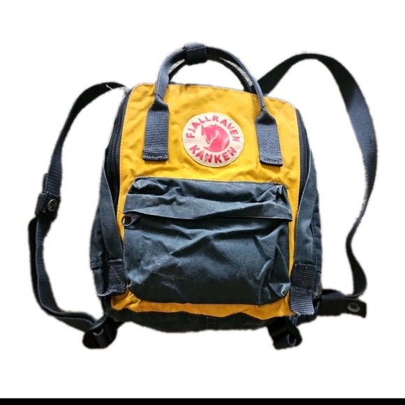 Fjallraven Kånken Faded Red Mini Everyday Outdoor Backpack - Picture 1 of 13
